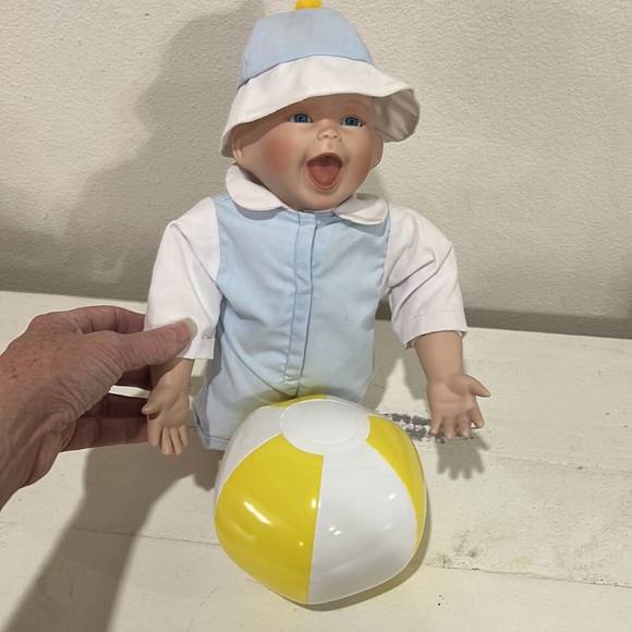 Ashton Drake Galleries Joys of Summer doll collection by Kathy Barry-Hippensteel - Picture 4 of 7